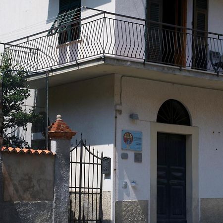 Affittacamere Da Paulin Manarola Bagian luar foto