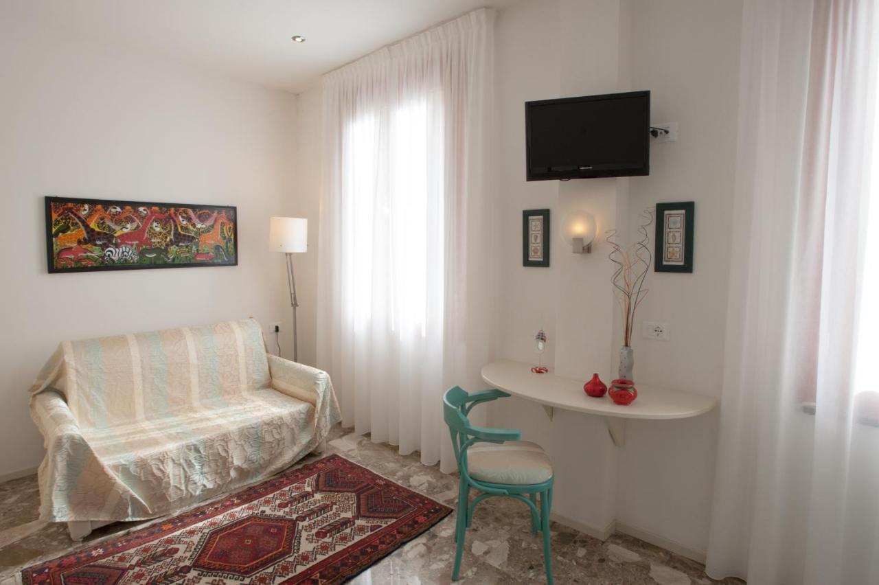 Affittacamere Da Paulin Manarola Bagian luar foto